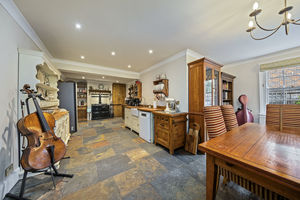 Kitchen Dining Room- click for photo gallery